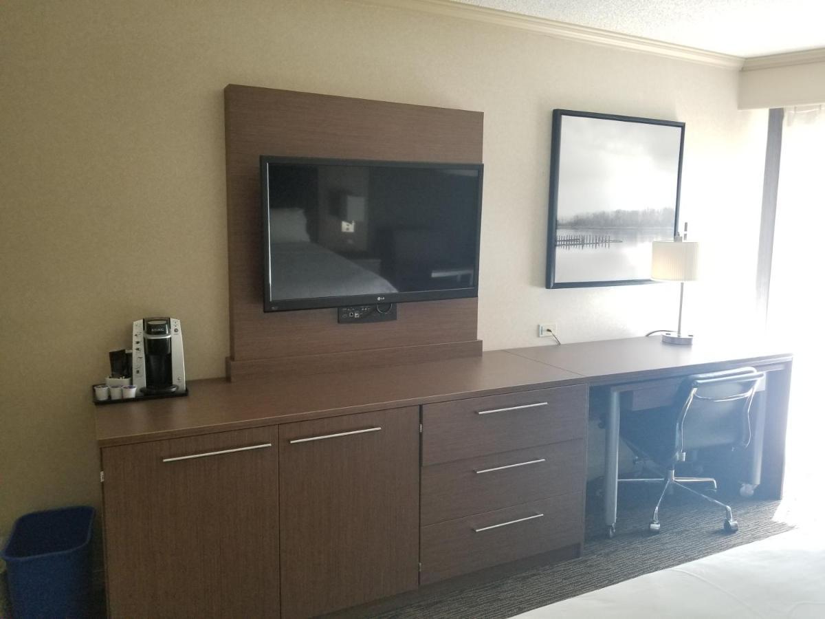 Standard King Room Balcony