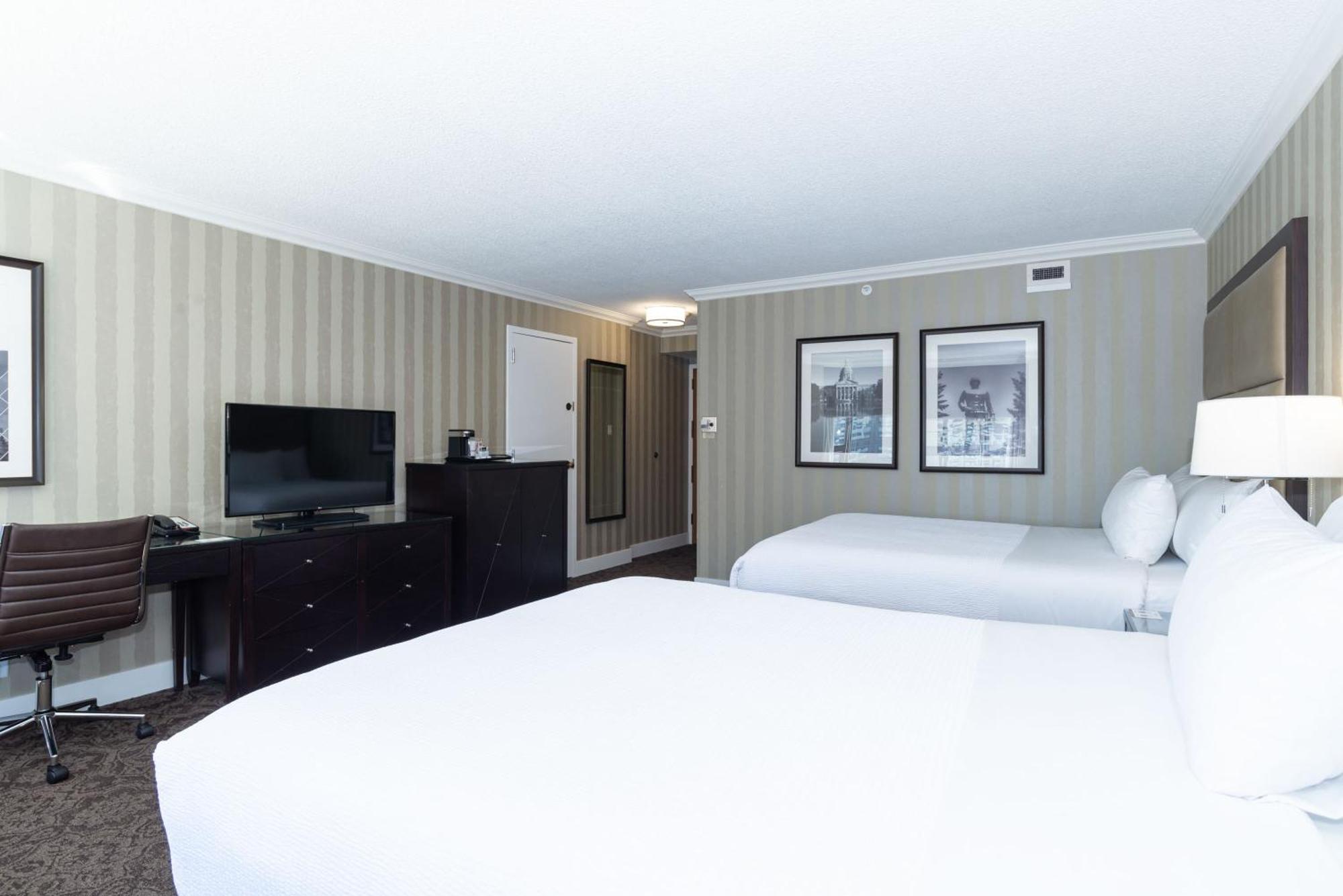 Chambre Premium avec 2 Lits Doubles - Derniers Étages