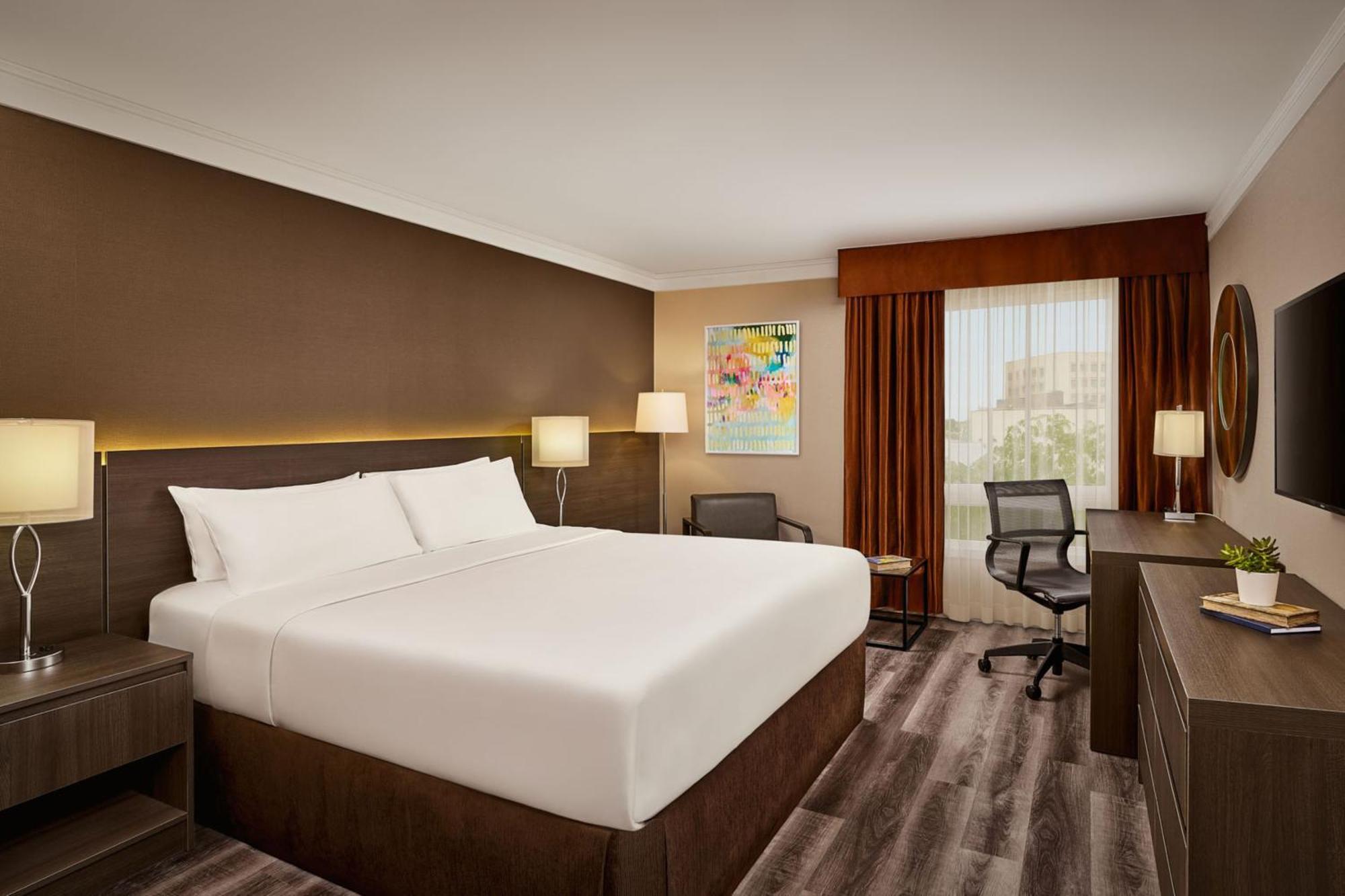 King Room,1687470627:JPEG