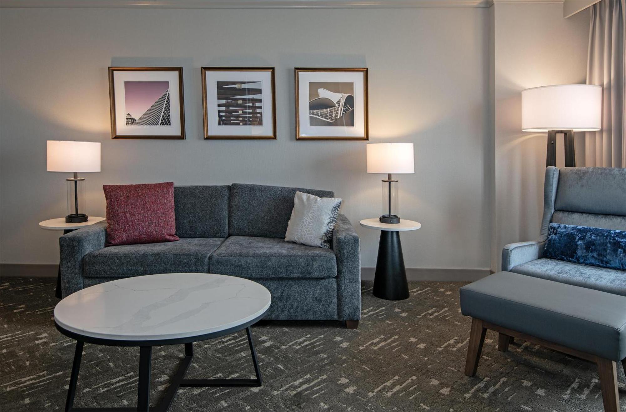 One-Bedroom Suite,1771515427:JPEG