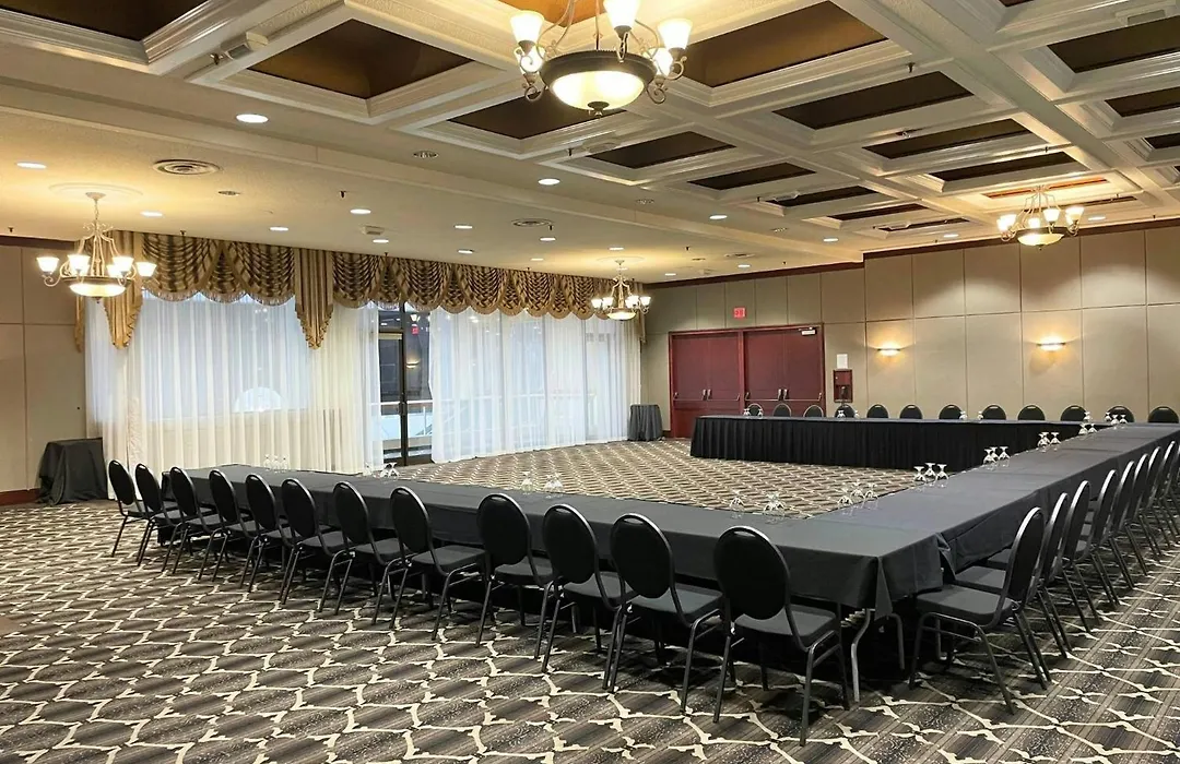 Sandman Signature Edmonton Downtown Hotel-1